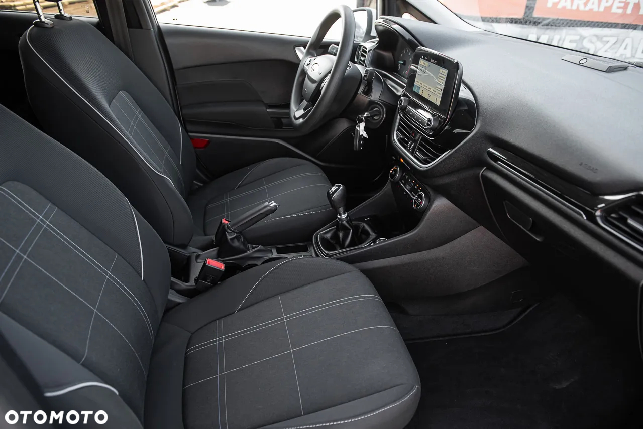 Ford Fiesta - 34
