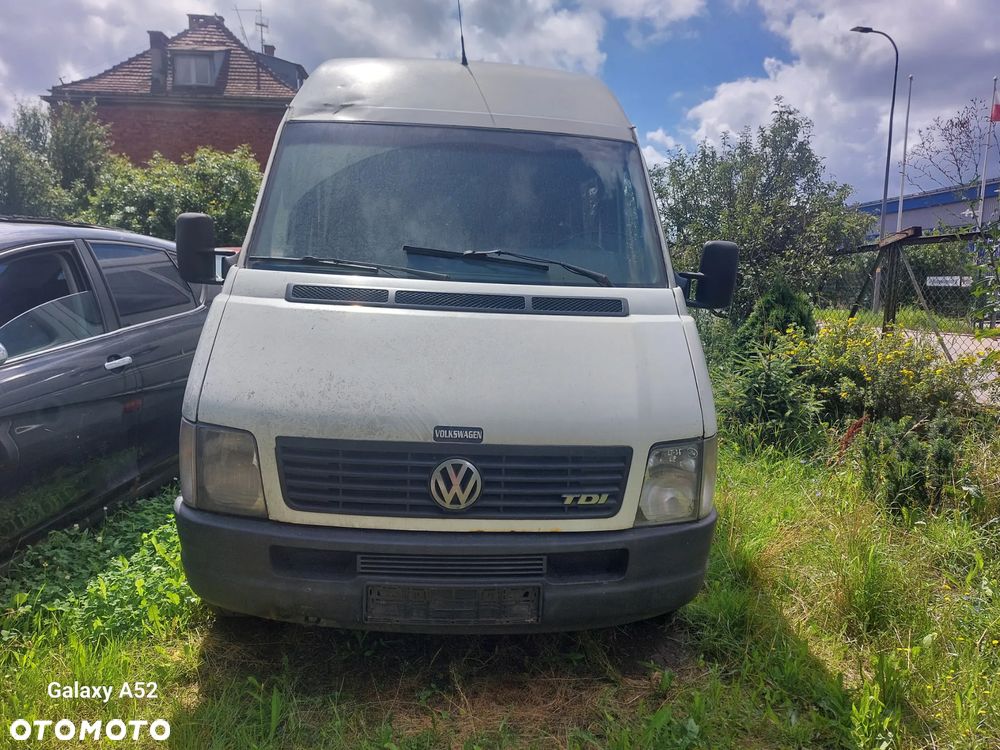 Lampy przednie VW LT 2,5D 00R. maska,lampy,drzwi,klapa..... - 1