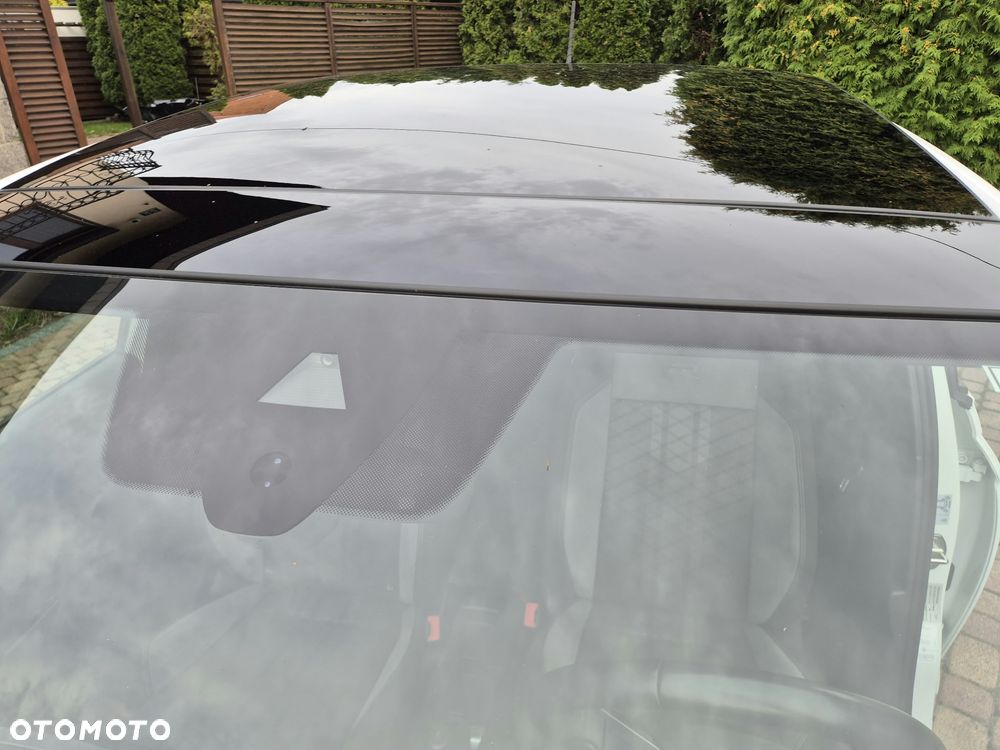Volkswagen Taigo 1.5 TSI OPF DSG R-Line - 17