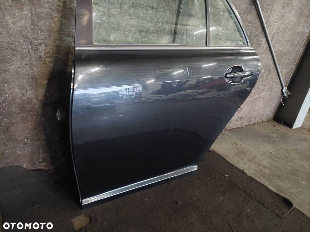 DRZWI KOMPLETNE LEWY TYŁ TOYOTA AVENSIS T25 KOMBI 209 - 3