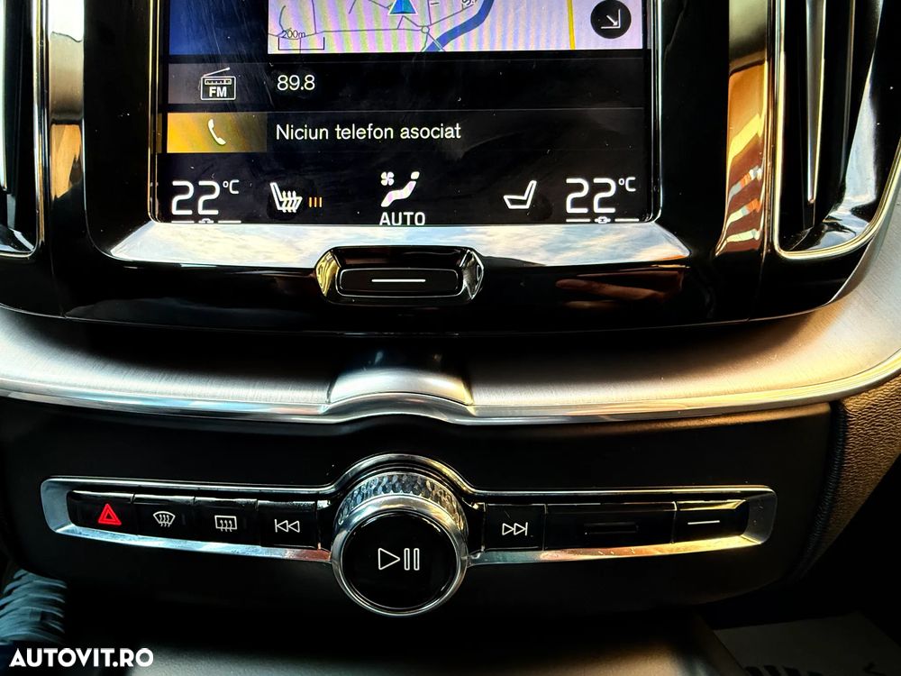 Volvo XC 60 D3 Momentum Pro - 12