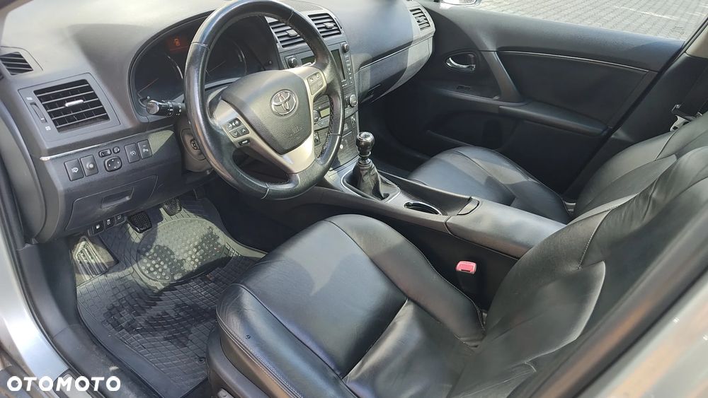 Toyota Avensis 2.2 D-CAT Prestige - 11