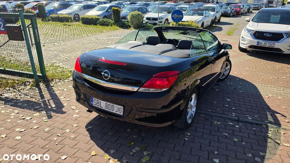Opel Astra 1.8 Cosmo - 30