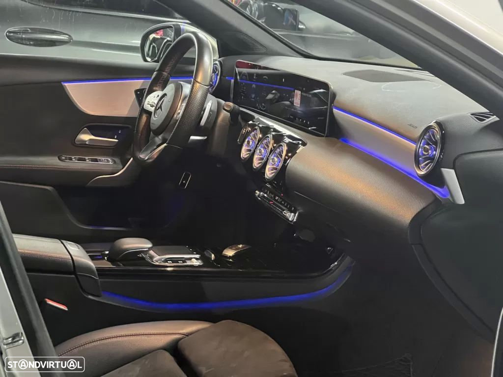 Mercedes-Benz A 250 Limousine e AMG Line - 8
