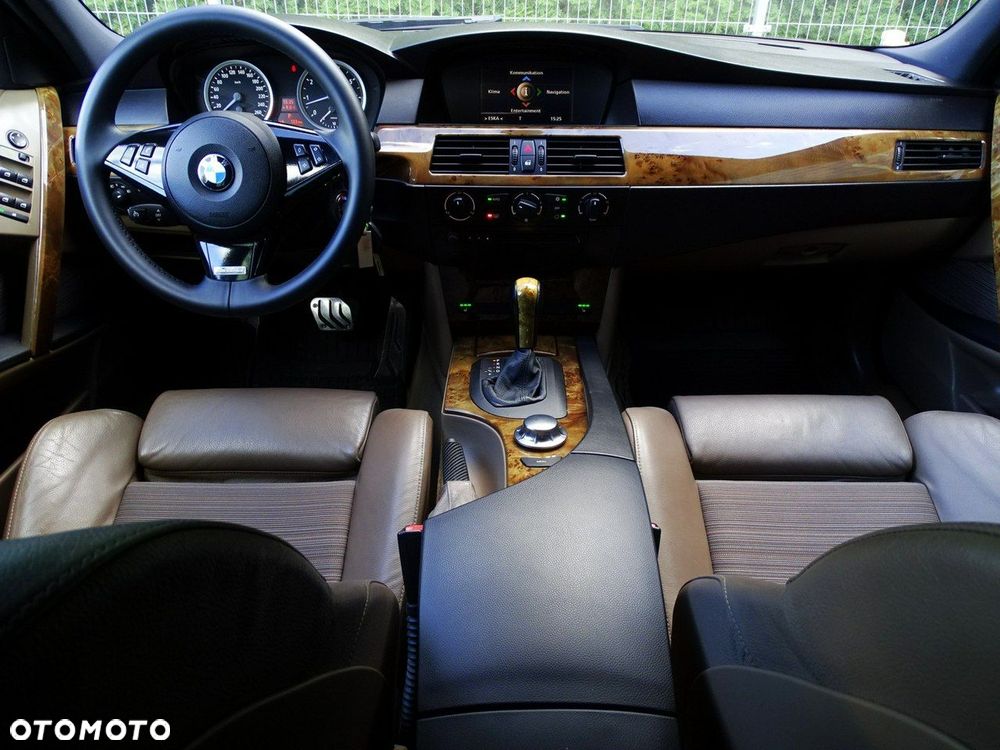 BMW Seria 5 - 29