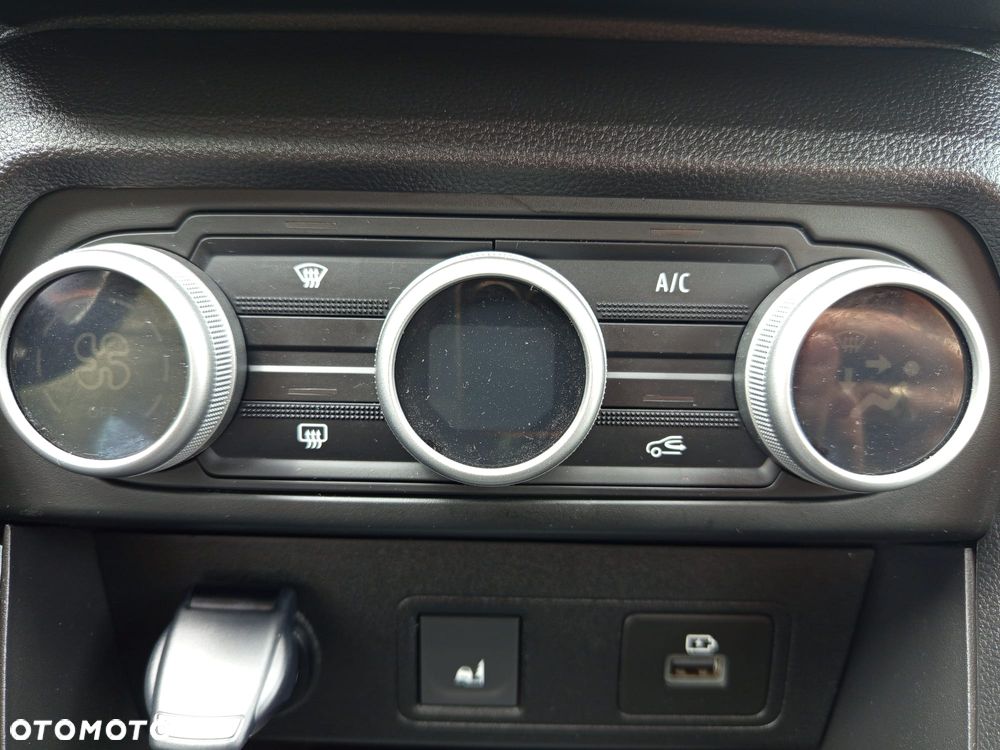 Dacia Jogger TCe 110 Expression - 8