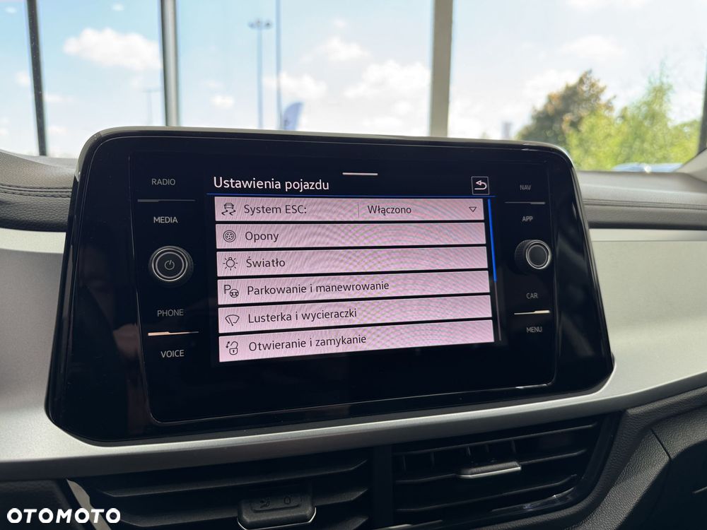 Volkswagen T-Roc 1.5 TSI Life DSG - 34