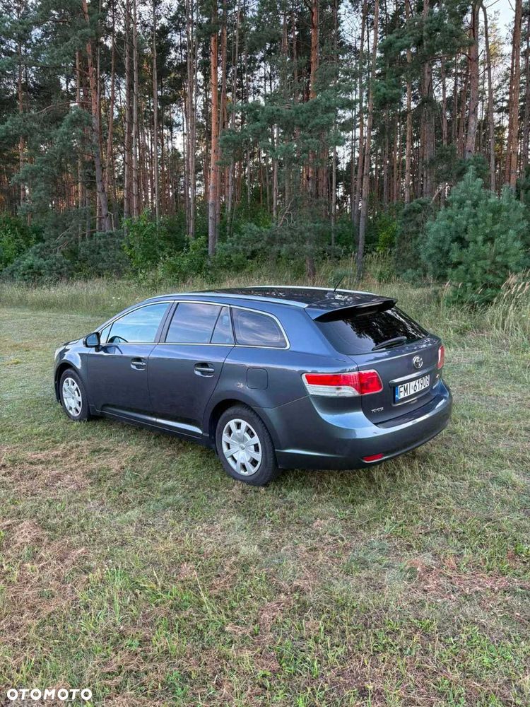 Toyota Avensis - 3
