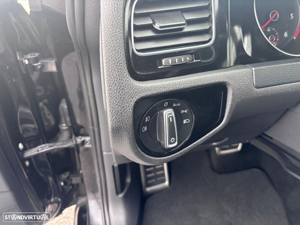 VW Golf 2.0 TDI GTD DSG - 19