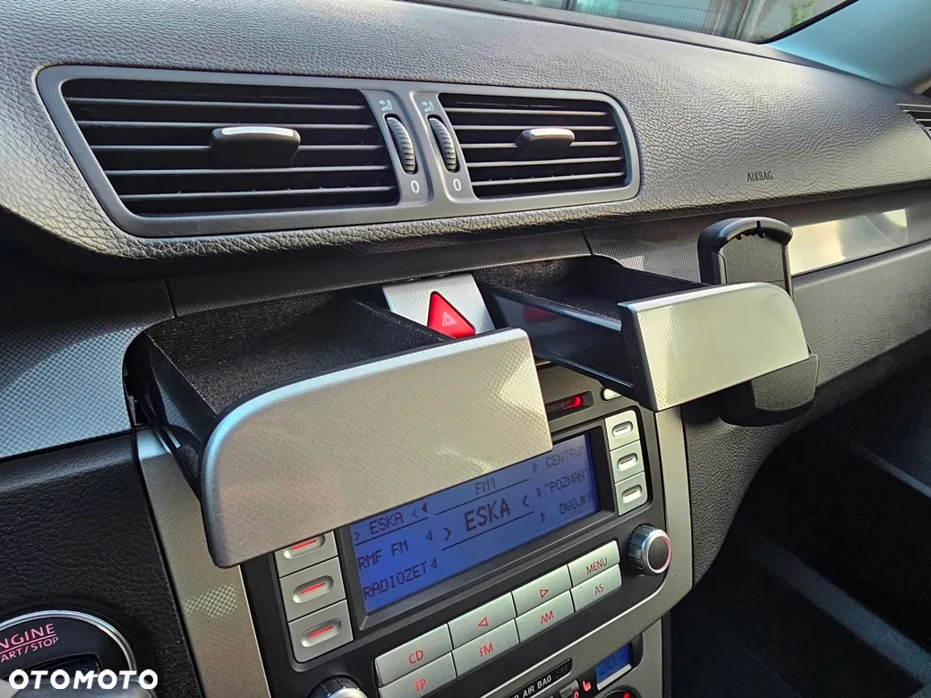 Volkswagen Passat Variant 2.0 TDI Highline - 29
