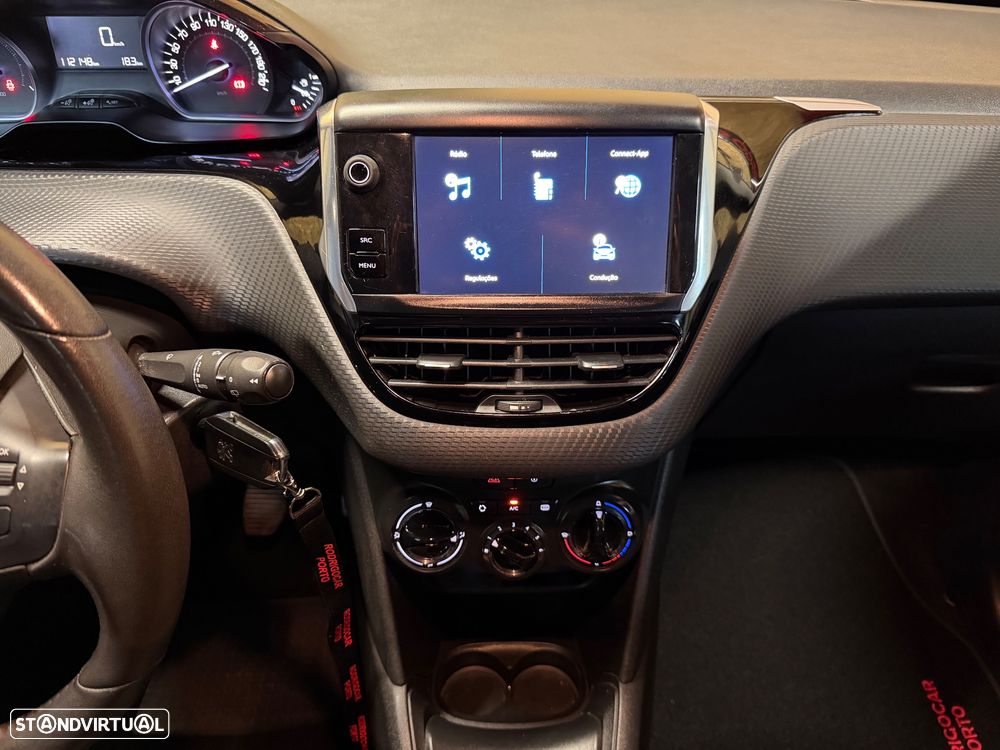 Peugeot 208 82 PureTech Style - 17
