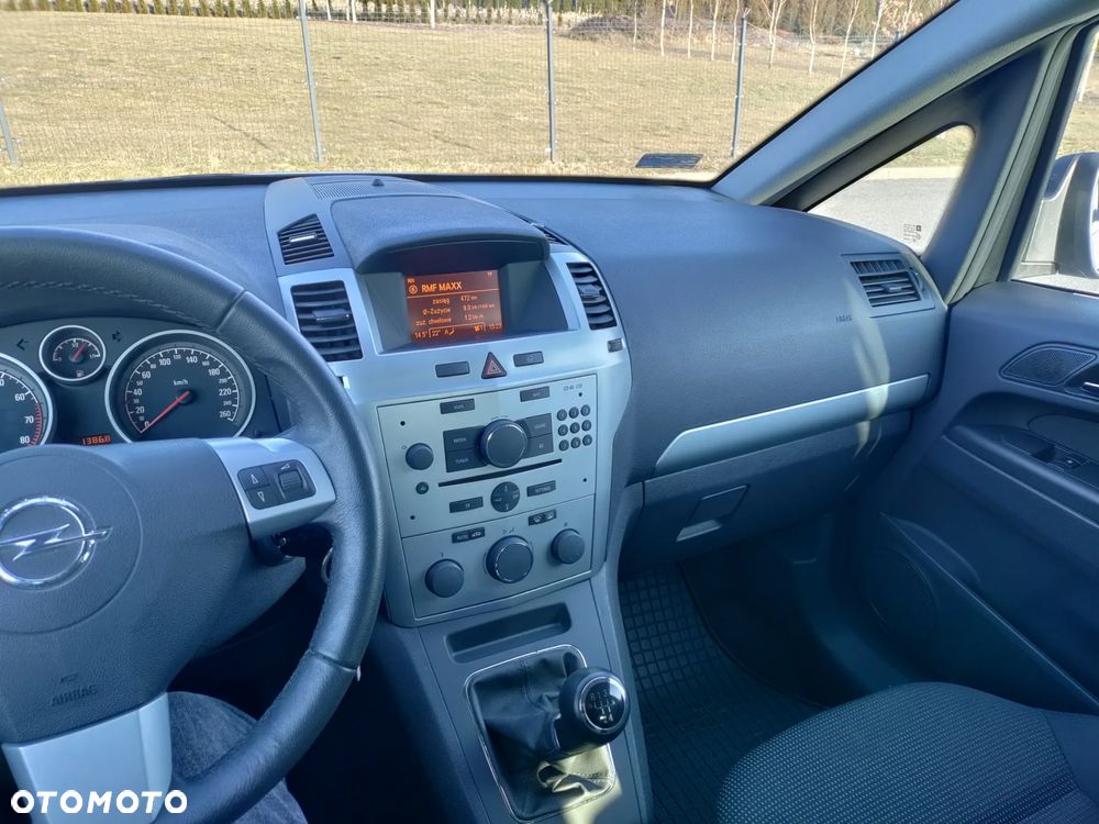 Opel Zafira 1.6 - 2