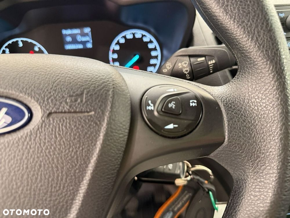 Ford Transit Connect - 23