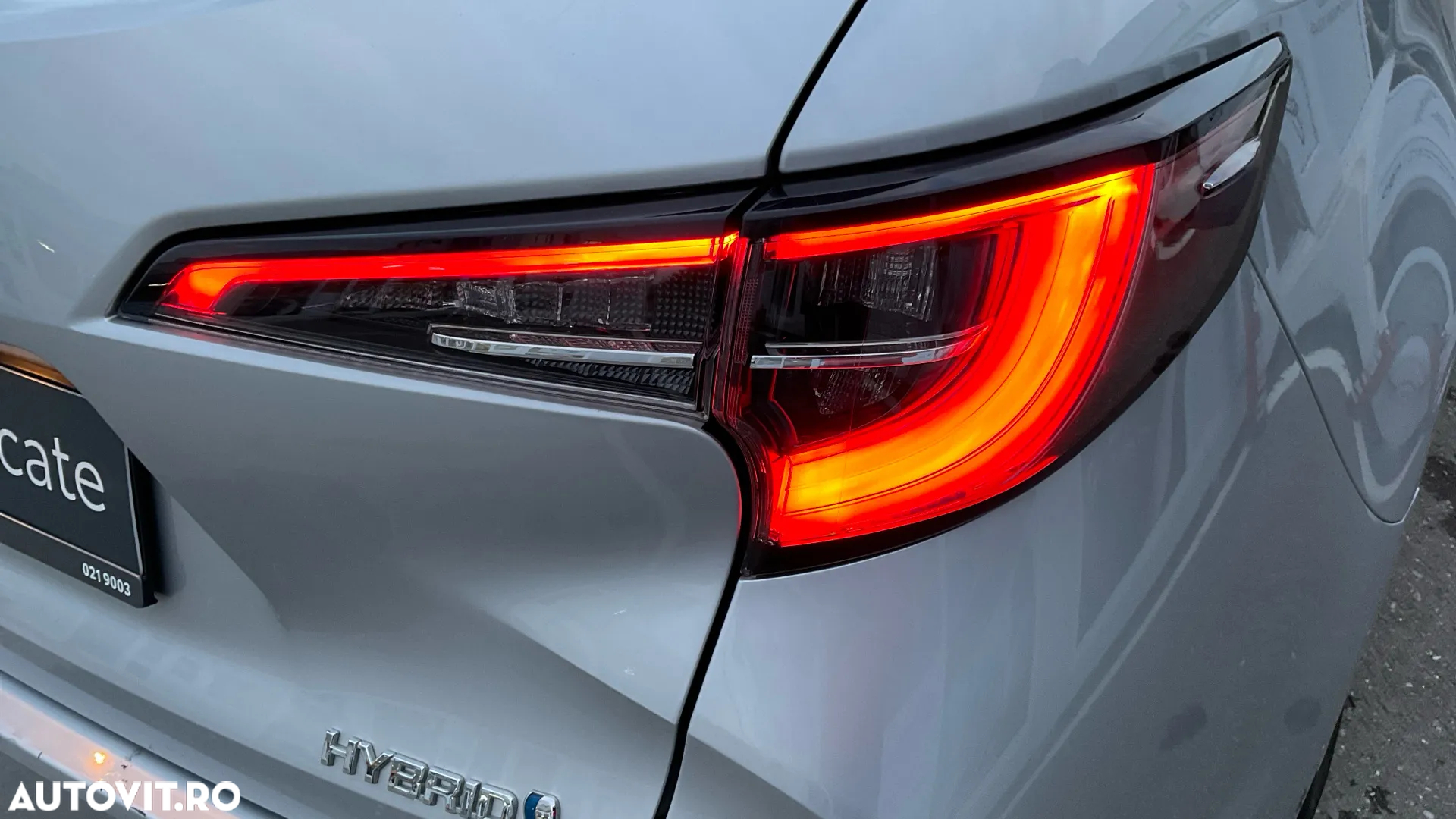 Toyota Corolla 1.8 Hybrid Touring Sports - 19