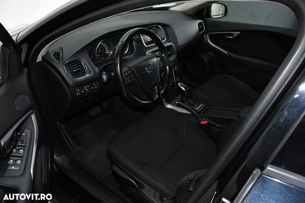 Volvo V40 - 8