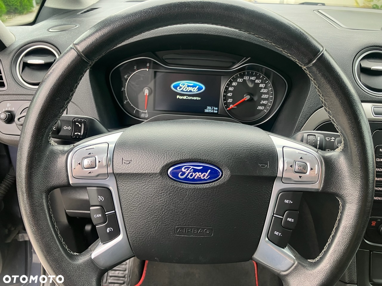 Ford Galaxy 2.0 TDCi Titanium - 23