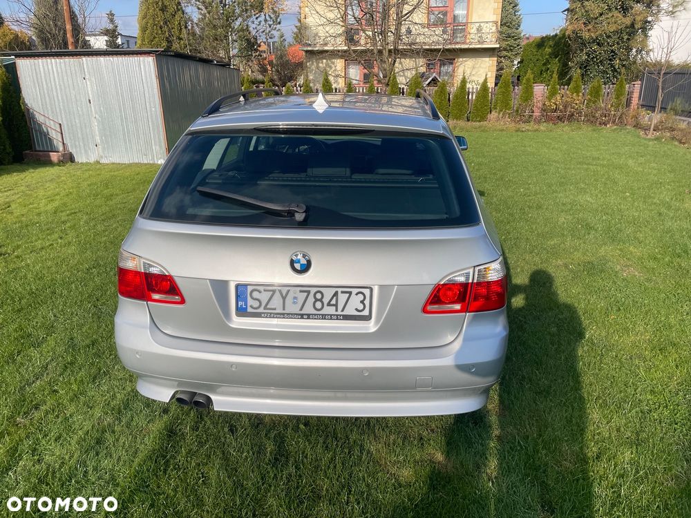BMW Seria 5 523i - 4