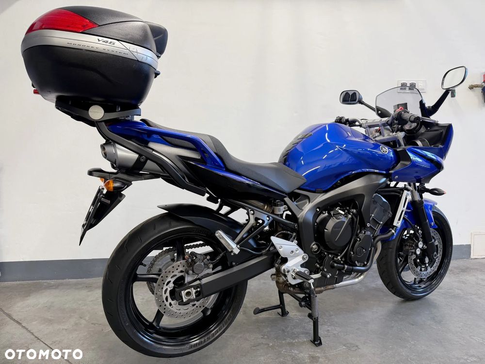 Yamaha FZ6 - 3