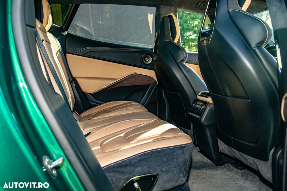 Lotus Eletre - 11