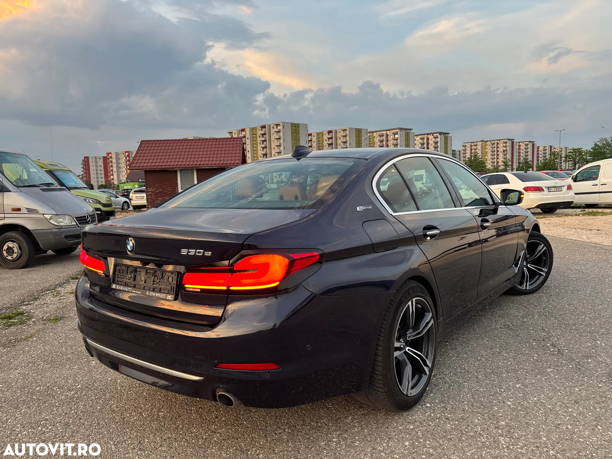 BMW Seria 5 530e iPerformance Aut. Luxury Line - 8