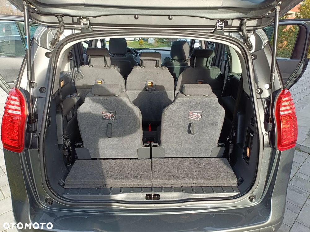 Peugeot 5008 - 27