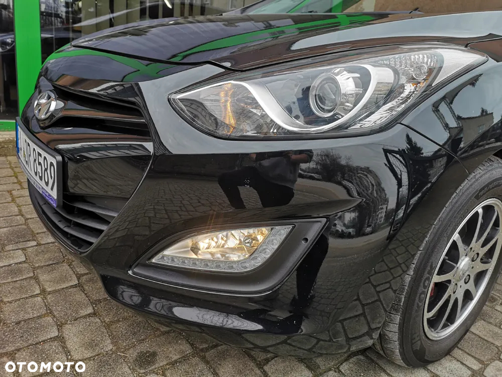 Hyundai i30 1.4 Classic + - 8