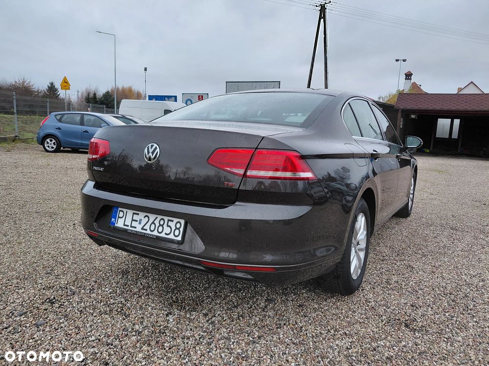 Volkswagen Passat 1.8 TSI BMT Comfortline - 28