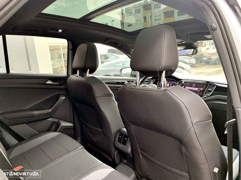 VW T-Roc 2.0 TSI OPF 4MOTION DSG - 34