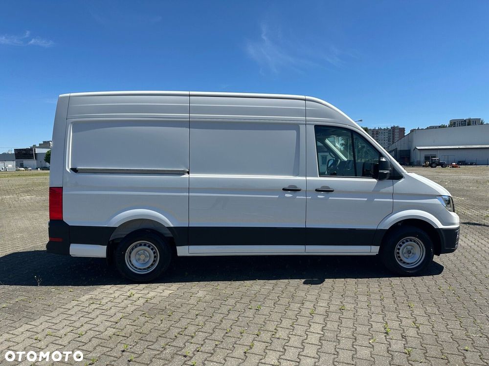 Volkswagen Crafter 35 2.0 TDI L3H3 3640 177 KM - 9