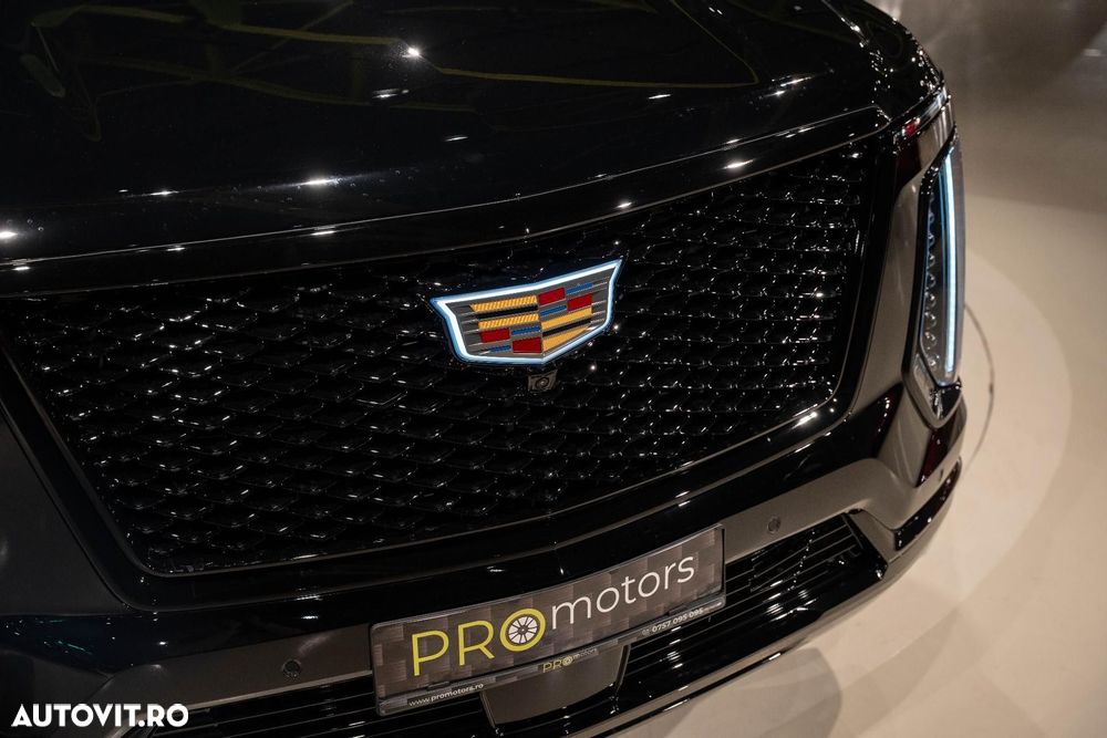 Cadillac Escalade - 31