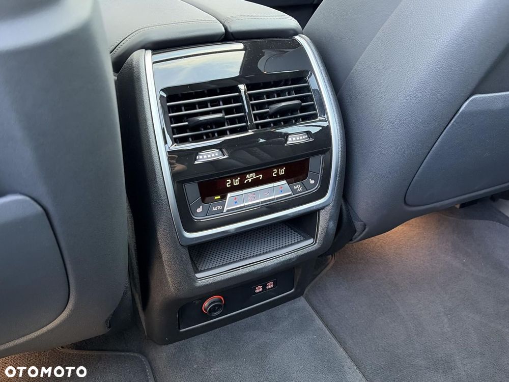 BMW X7 - 19