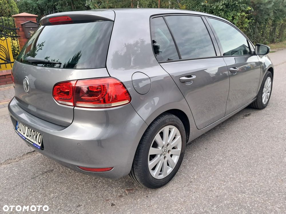 Volkswagen Golf 2.0 TDI DPF Highline - 11