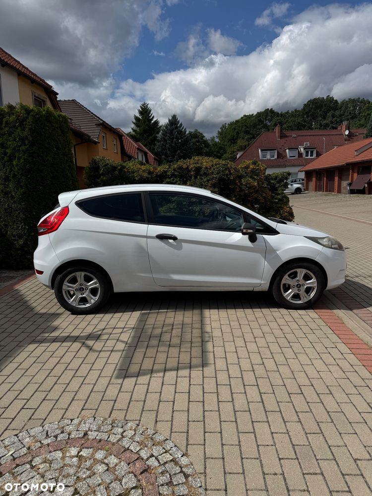 Ford Fiesta 1.25 Trend Edition - 2