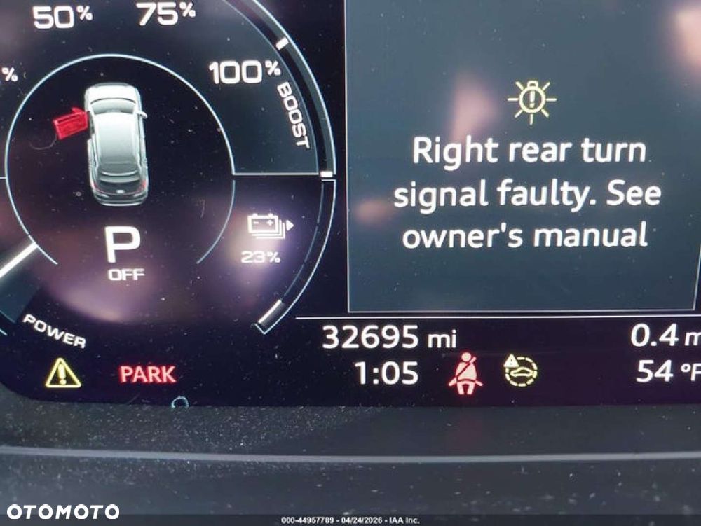 Audi Q4 e-tron - 13