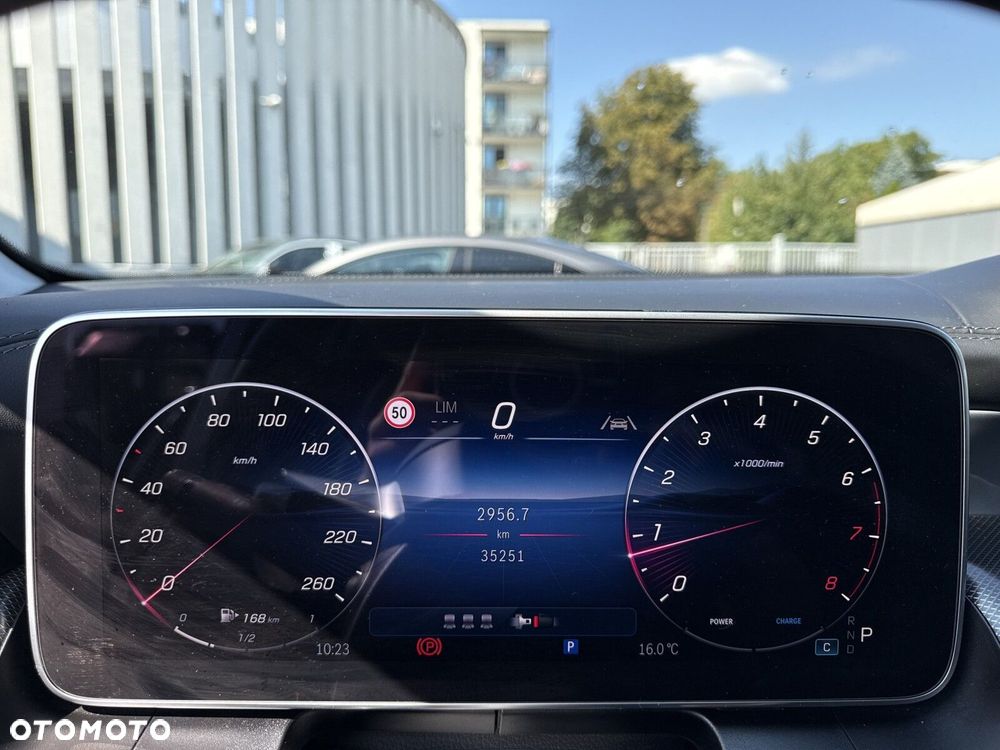 Mercedes-Benz GLC - 13