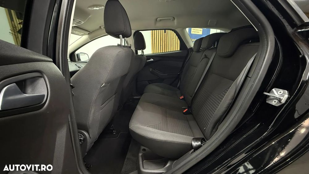 Ford Focus 1.5 TDCi Titanium - 16