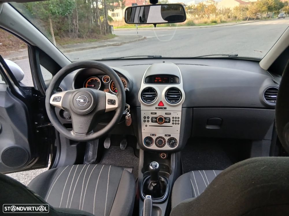 Opel Corsa 1.3 CDTi Enjoy EcoFLEX - 19