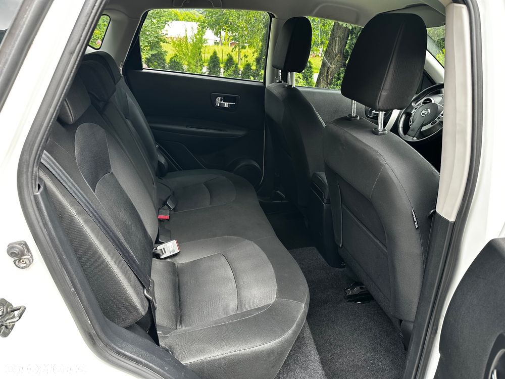 Nissan Qashqai 2.0 dCi DPF tekna - 8