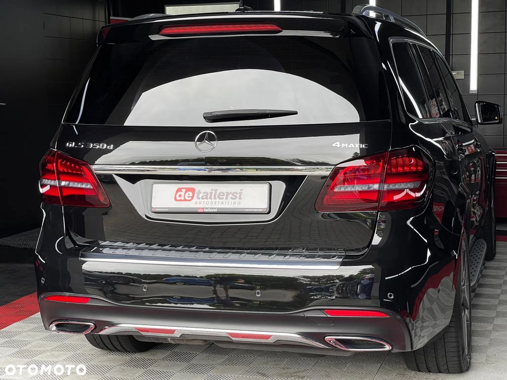 Mercedes-Benz GLS - 19