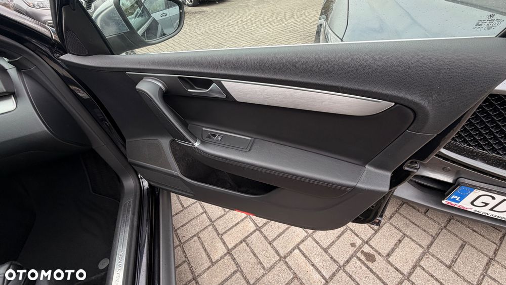 Volkswagen Passat Alltrack - 23