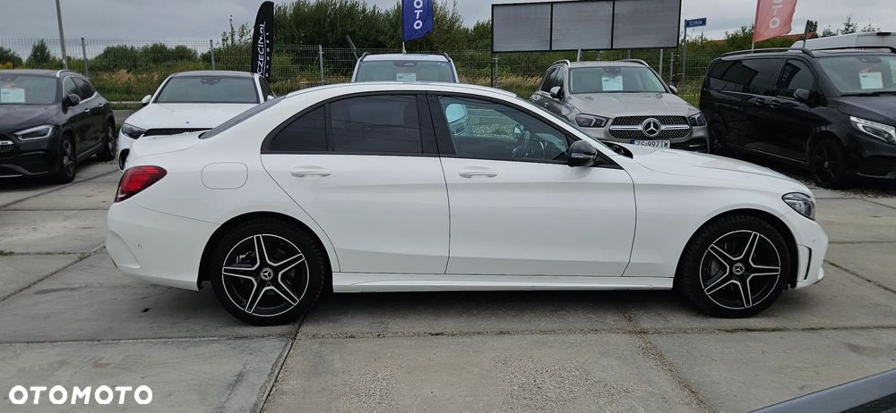 Mercedes-Benz Klasa C 220 d 4Matic 9G-TRONIC AMG Line - 4