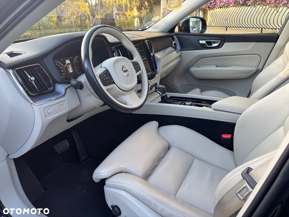 Volvo XC 60 D4 Geartronic Momentum Pro - 15