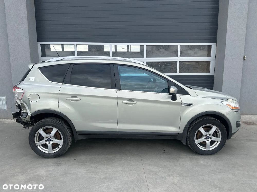 Ford Kuga 2.0 TDCi Titanium FWD - 2