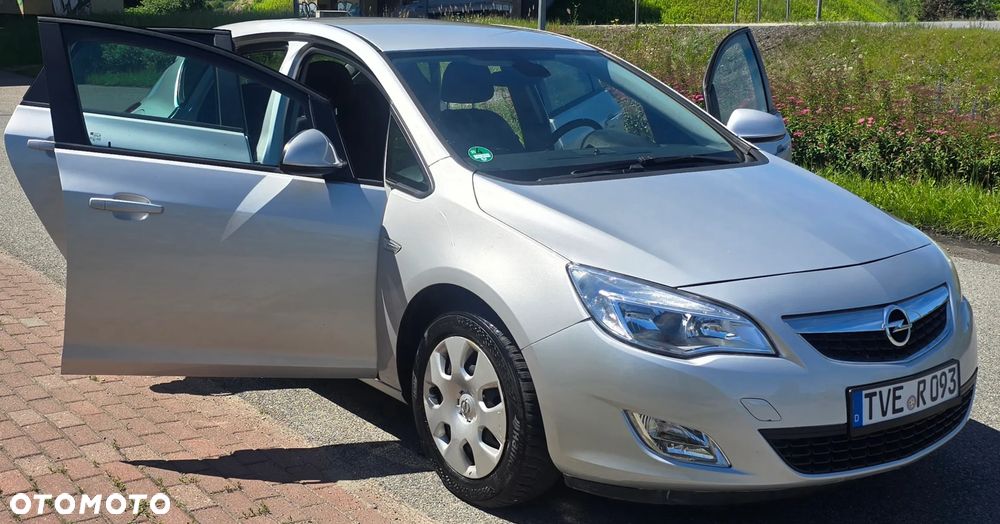 Opel Astra 1.7 CDTI DPF Color Edition - 12