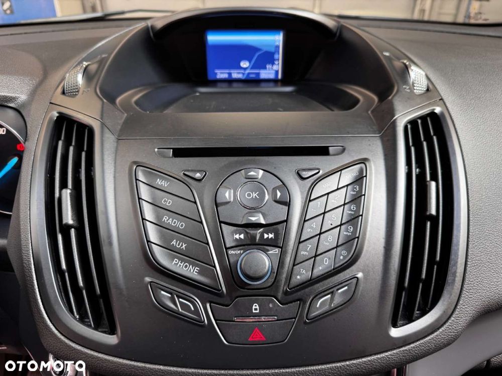 Ford Kuga - 30