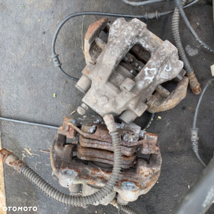 mercedes e 211 cls 219 zacisk tył zaciski przód - 7