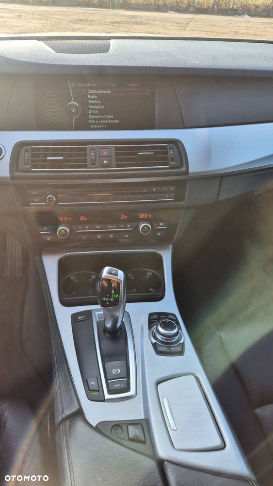 BMW Seria 5 525d - 2