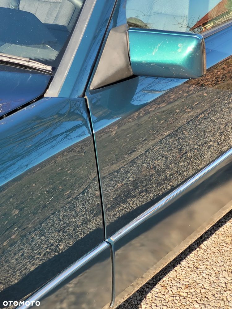 Mercedes-Benz Klasa E - 21