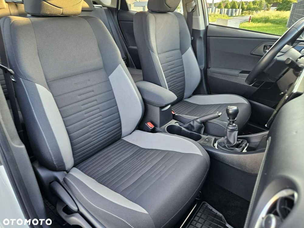 Toyota Auris - 15