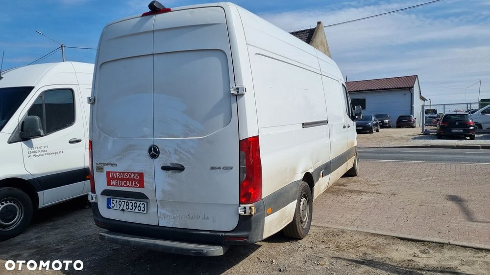 Mercedes-Benz Sprinter - 5